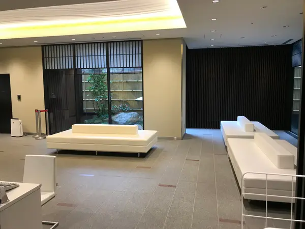 ホテルロビー