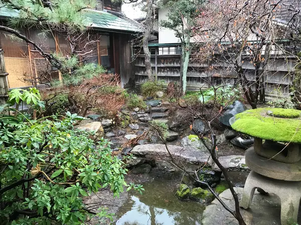 お麩屋さんの庭園