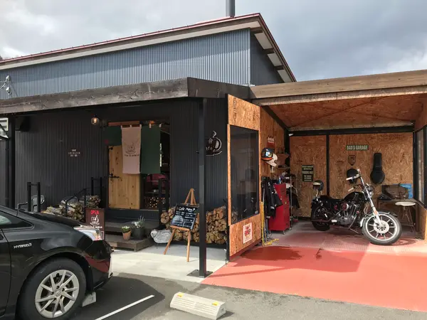 レストランとはまた違う良い感じのお店