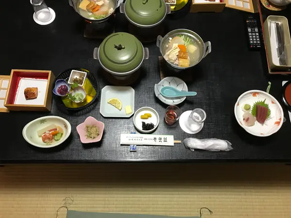 旅館のお料理です♪