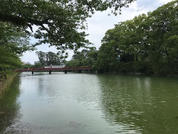 お堀に到着