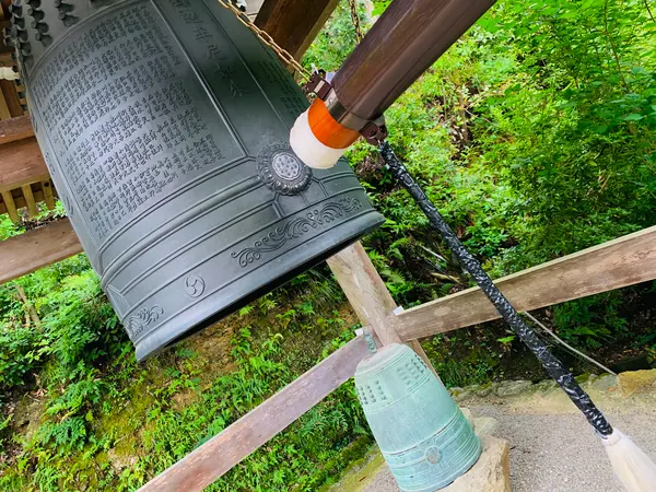 しあわせの鐘（鐘楼）