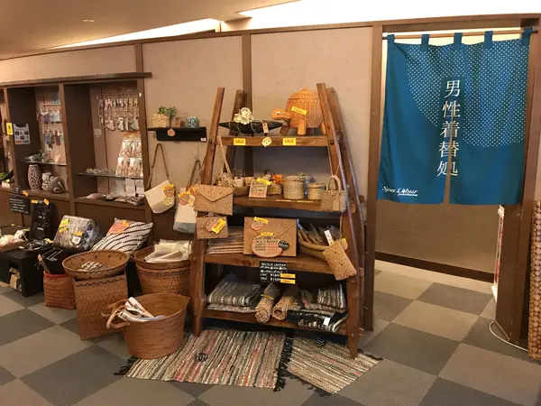 着替え室入口