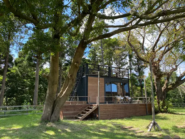 コンテナグランピング