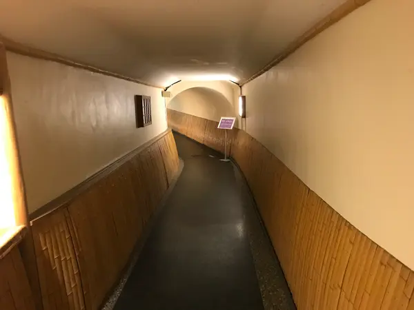 そして、地下トンネル