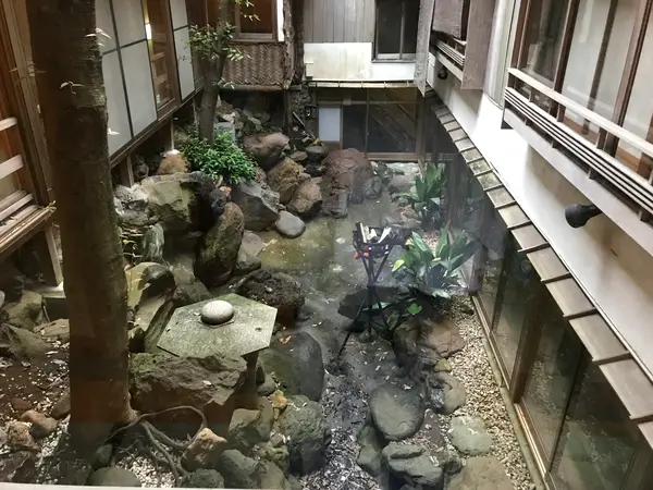 末広荘 坪庭