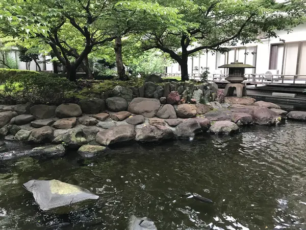 ロビー側から