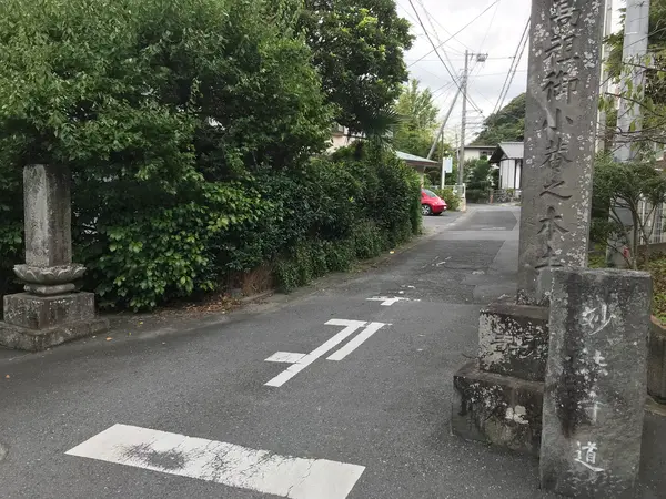 一番左です。