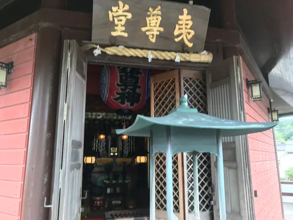 真正面からだと気が引けてw