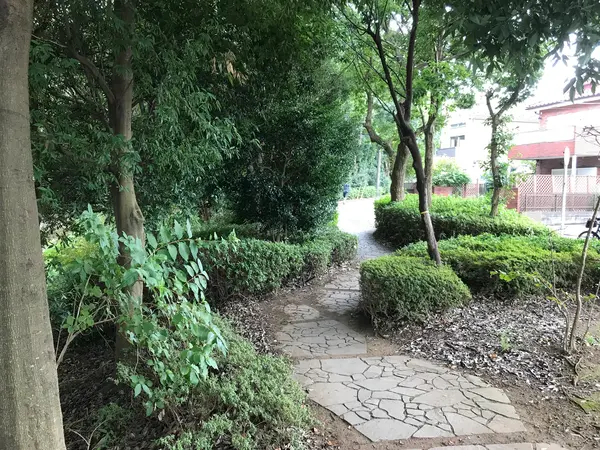 悪路を進むのは・・・