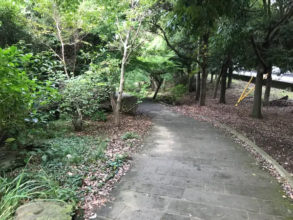 鴨池公園を後にします。