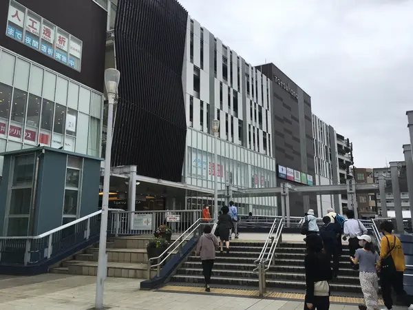 西口駅前