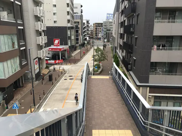 戸塚駅を優雅にスルーw