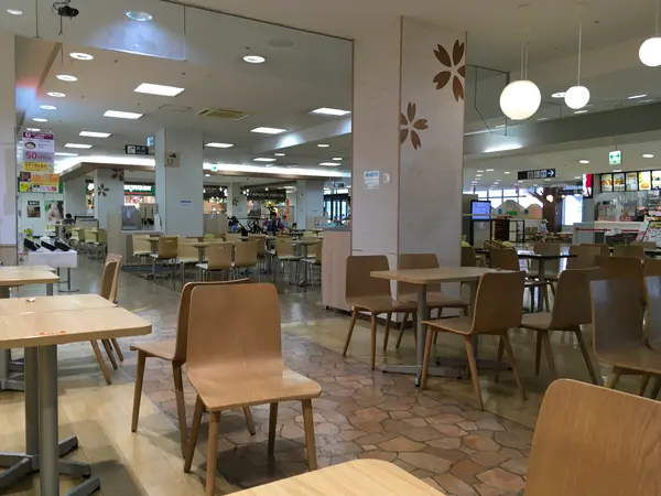 フードコートですね。