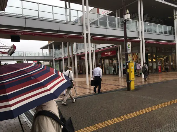 東戸塚駅を抜けて