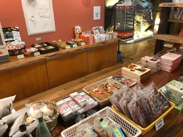 お土産物は普通w