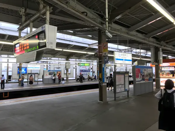 荷物も取って・・・