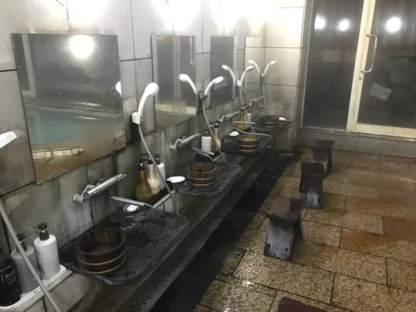 洗い場もそこそこの数