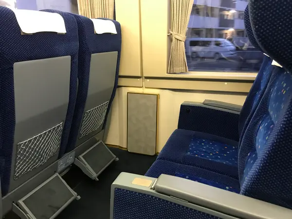 畳まれたフットレスト