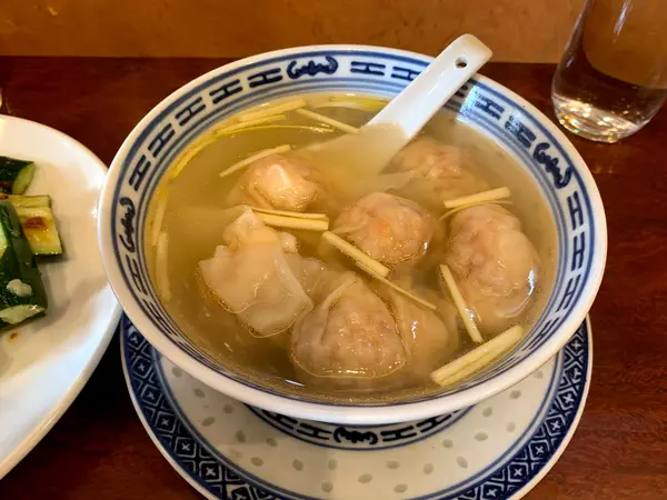 香港海老雲呑 980円