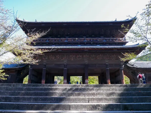 三門