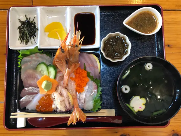 人気の海鮮重