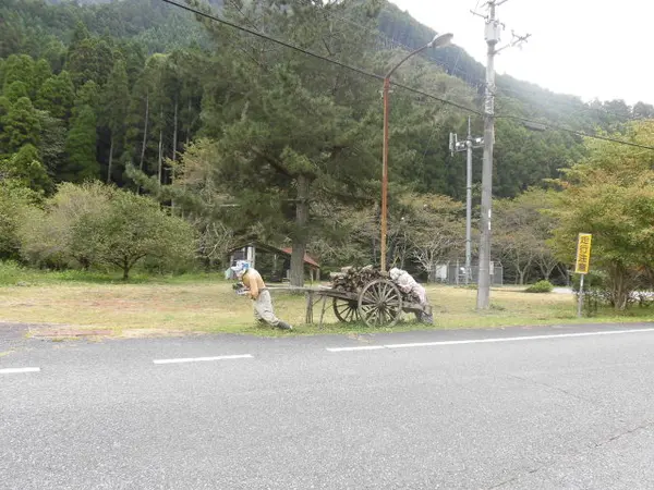仕事する、かかし