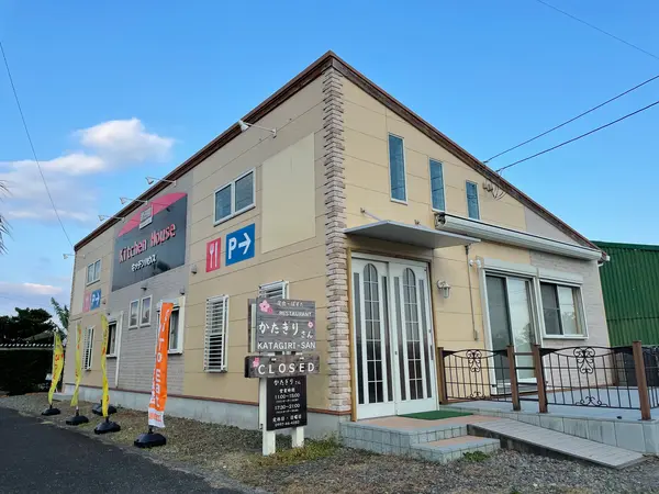 ディナーは早い時間帯に訪れるのがおすすめ