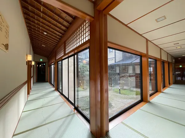 小さな宿ならではの工夫に着目