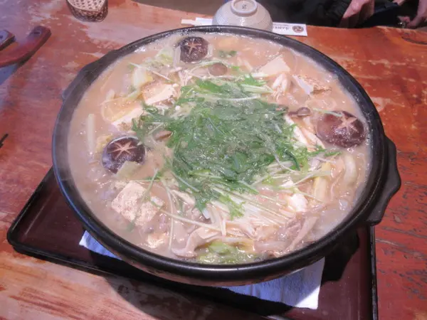 ボタン鍋やデカンショうどん