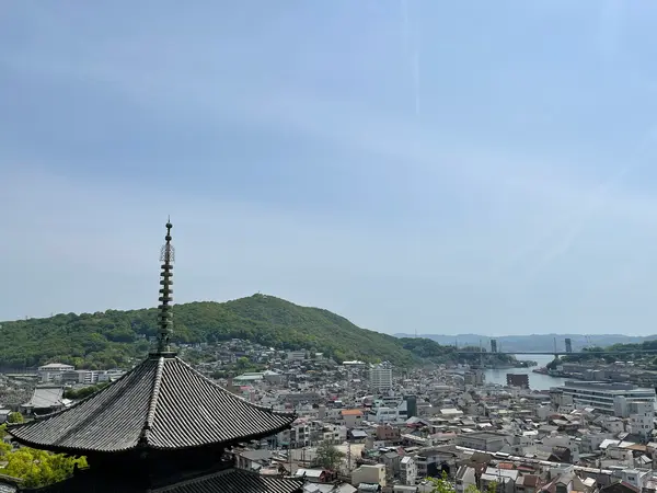 平山郁夫画伯のスケッチと同じ構図で写真が撮影できます！