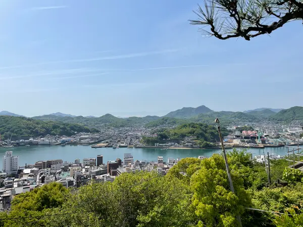 尾道市街と向島
