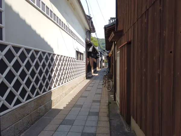路地に入って行くととても素敵な雰囲気