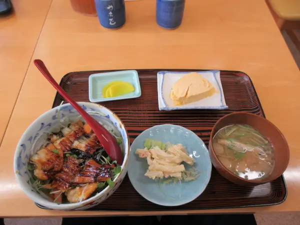 穴子丼