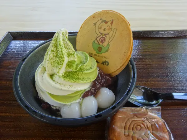 ”宮クリームぜんざい”