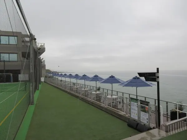 巨大ブランコ「岬のブランコ」