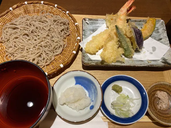 海老と夏野菜のおろし天せいろ