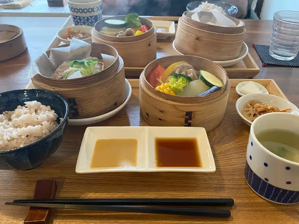 ランチのセイロ蒸しも大人気！