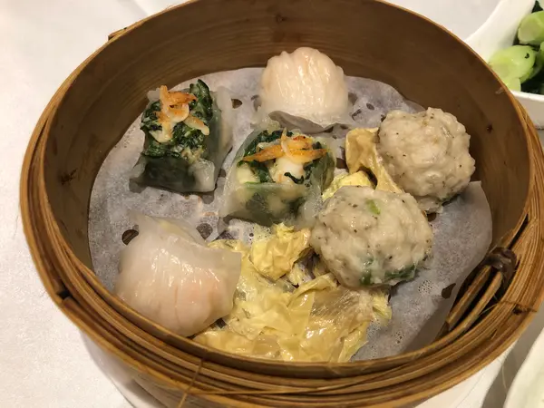 ランチの飲茶