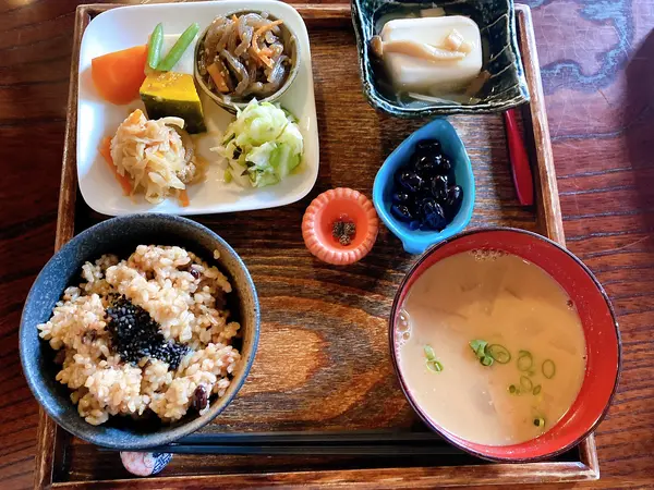あいすなお定食（¥1000）