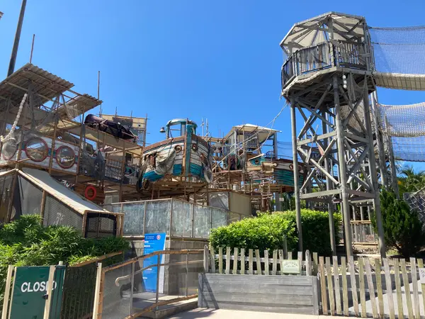 スカイフォートレス