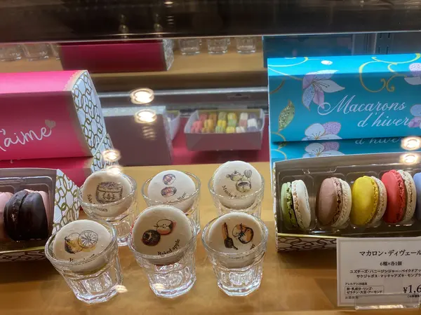 色合いが可愛いスイーツたち