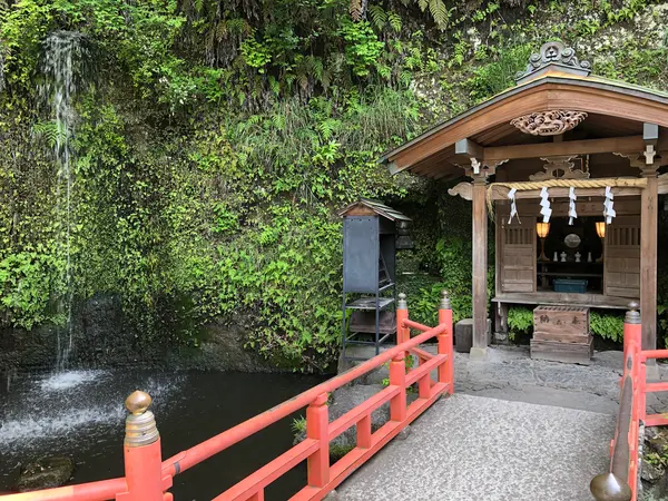 滝がある
