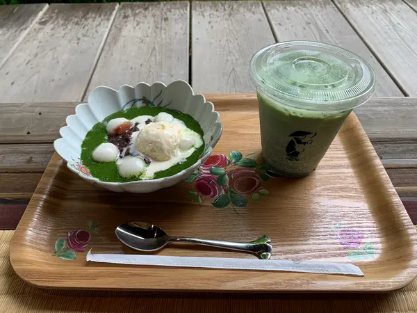 クリーム白玉宇治金時と抹茶オレ