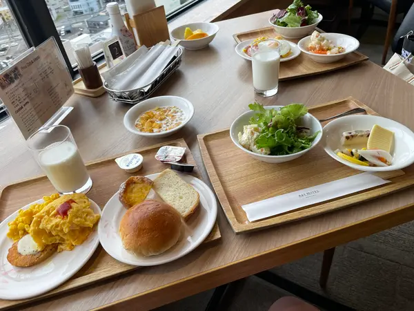 朝ご飯しっかり食べます。
