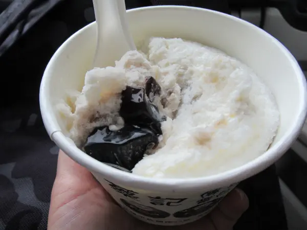 蔡記豆花　仙草奶凍