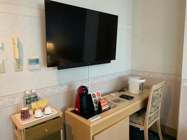 テレビまわり