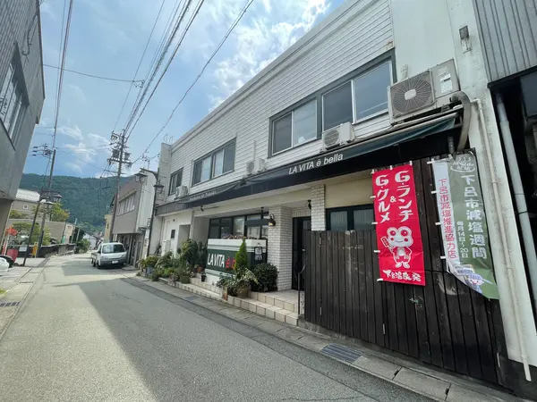 お店の外観