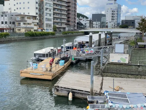 両国橋北詰が乗り場です