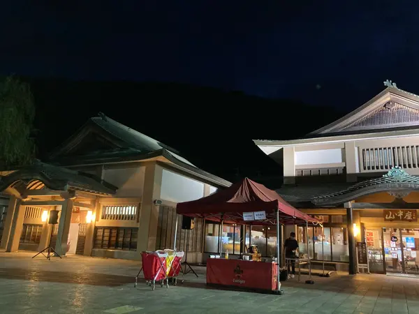 夜もいい雰囲気です